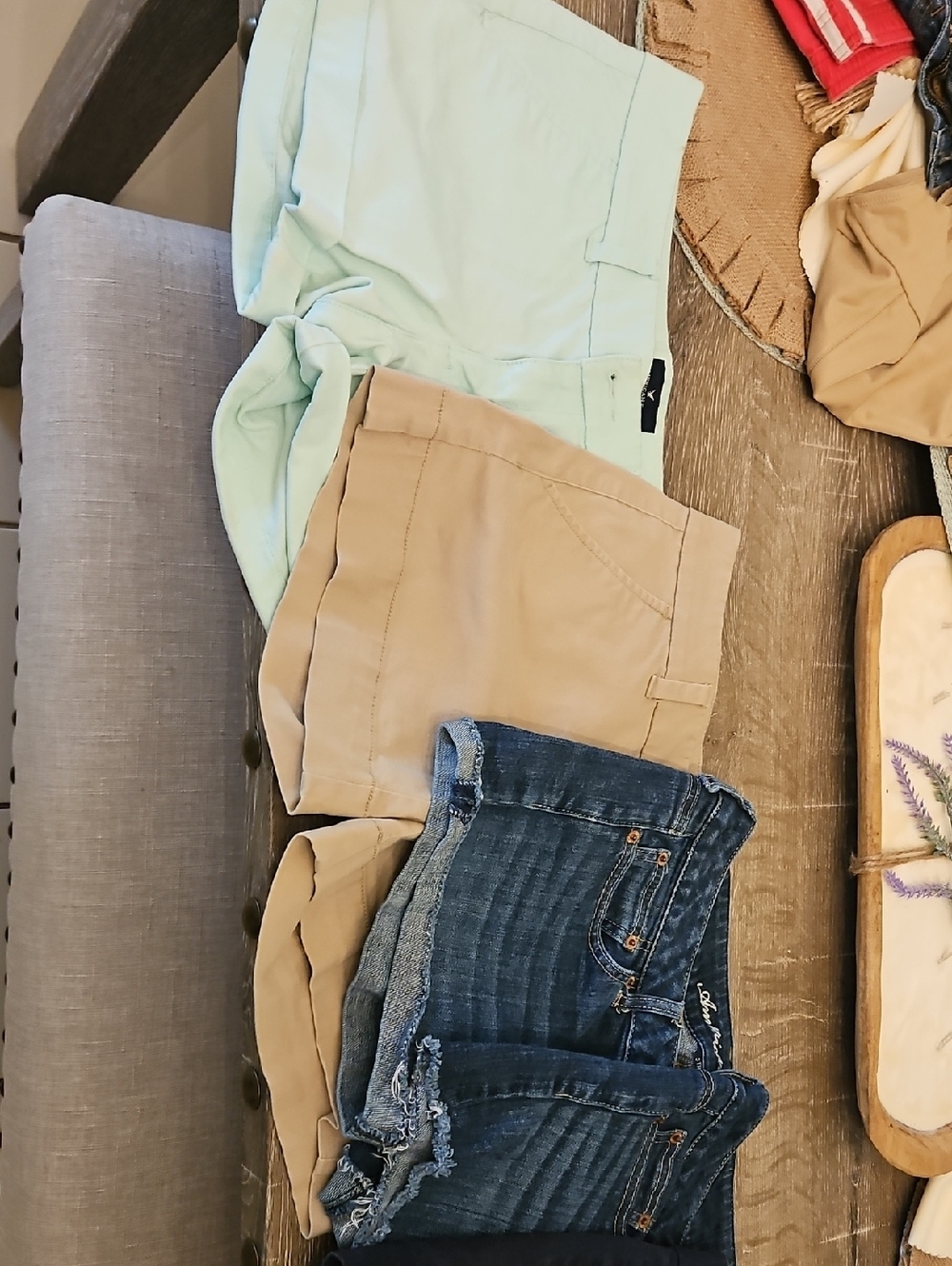 American Eagle Outfitters Light Mint, Khaki & Dark Denim Women’s Shorts Bundle